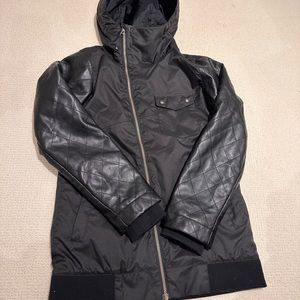 Burton black snowboard jacket leather sleeves women’s